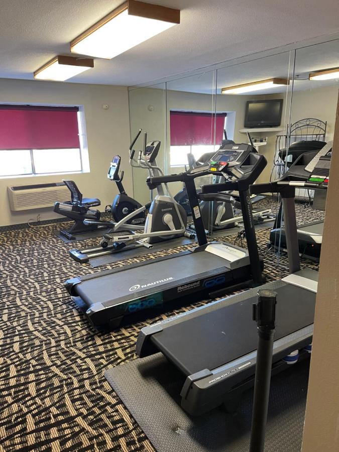 Ramada By Wyndham Oklahoma City Airport North Dış mekan fotoğraf