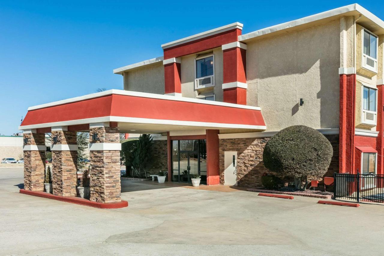 Ramada By Wyndham Oklahoma City Airport North Dış mekan fotoğraf